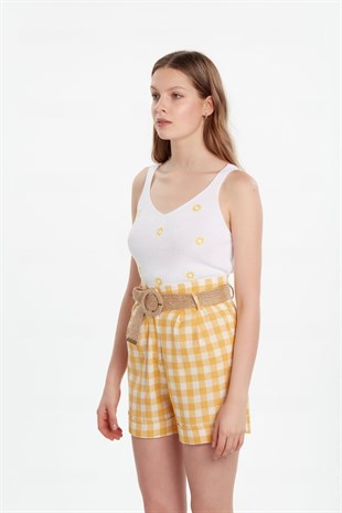 Askılı triko sarı papatya desenli ekru bluz ve diğer Bluz/Gömlek modellerimiz için online alışveriş mağazamızı ziyaret edin. 